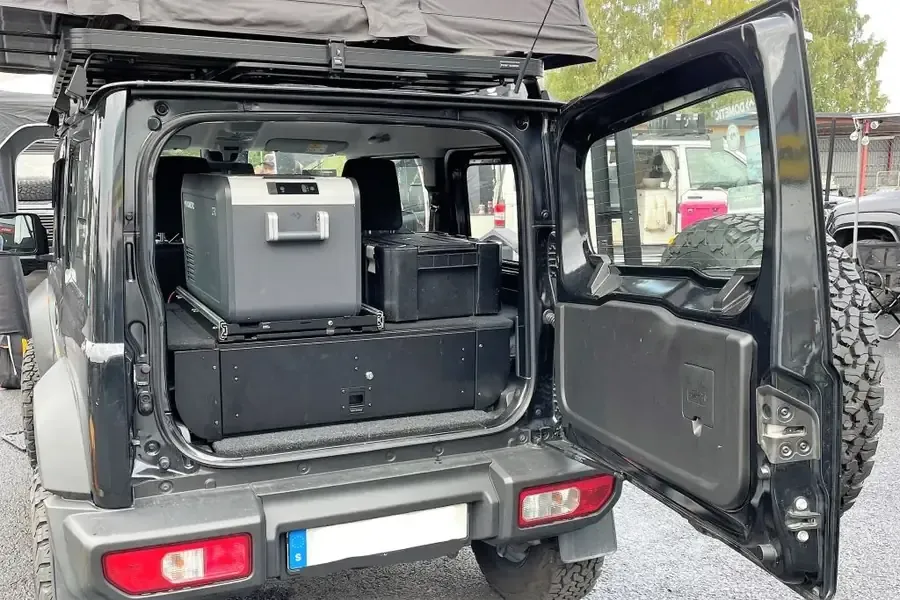 Suzuki Jimny ombyggd av Autoval i Sundsvall — bild 1 av 12